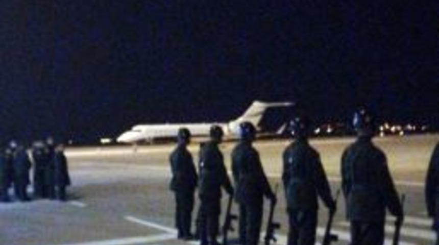 Şehit Askerin Cenazesi Nevşehir Havaalanı&rsquo;na Getirildi