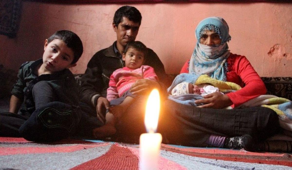 4 &Ccedil;ocukla Karanlık D&uuml;nya