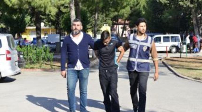 İnternette Tanışıp Gasp Ettiler