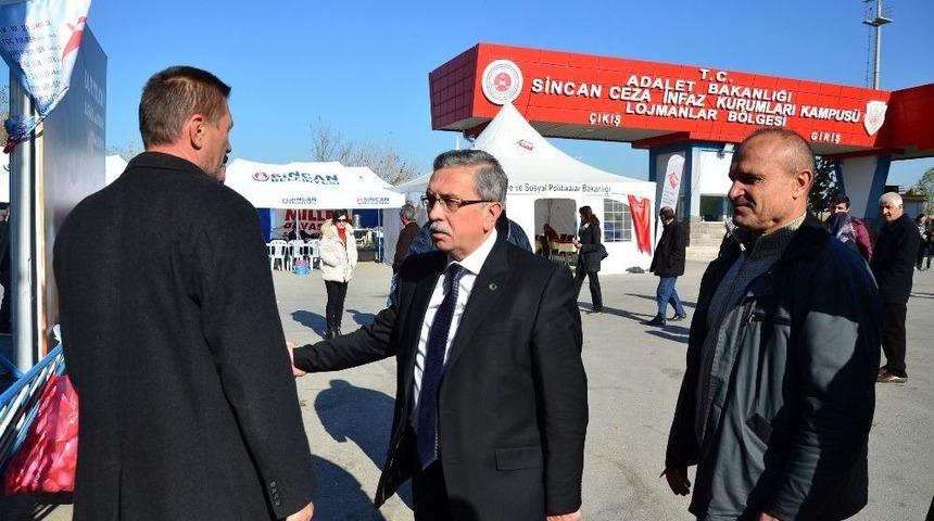 Başkan &Ccedil;etin Akıncı &Uuml;ss&uuml; Davasında Şehit Yakınlarını Yalnız Bırakmıyor