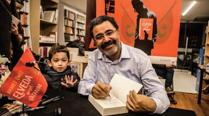 &Uuml;nl&uuml; Yazar Ahmet &Uuml;mit, Memleketi Gaziantep&rsquo;te