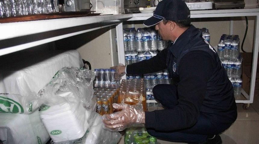 Kartepe&rsquo;de Okulların &Ccedil;evresinde Bulunan İş Yerleri Denetlendi