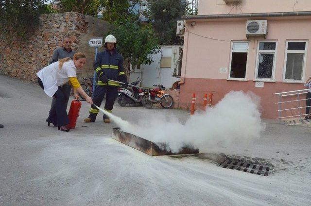 Alkü’de Gerçeğini Aratmayan Yangın Tatbikatı Nefesleri Kesti