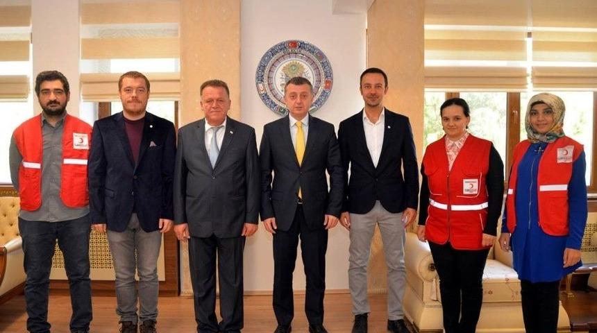 Bilecik Valisi Tahir Büyükakın, Kan Bağışının Önemini Hatırlattı