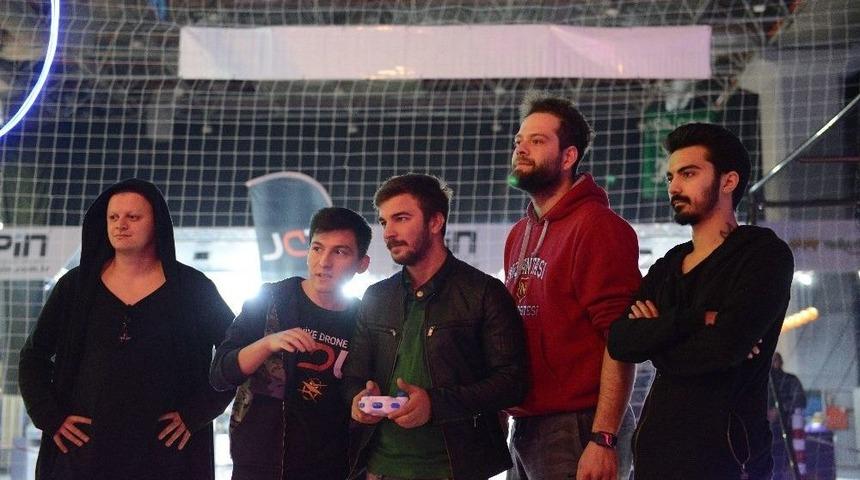 Drone D&uuml;nyasına Akademik Destek