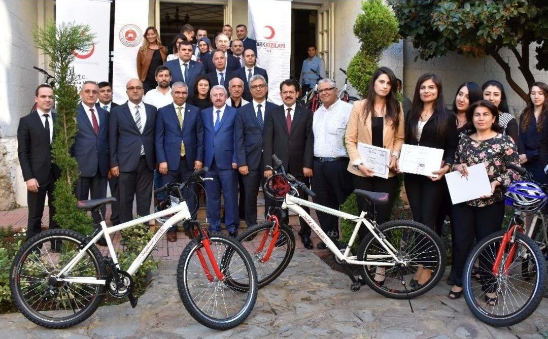 Adliye &Ccedil;alışanlarına Hareketli Yaşam İ&ccedil;in Bisiklet