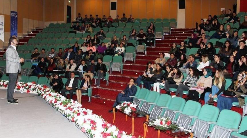 Ad&uuml; Kitap Fuarı Yazarları Ağırlamaya Devam Ediyor