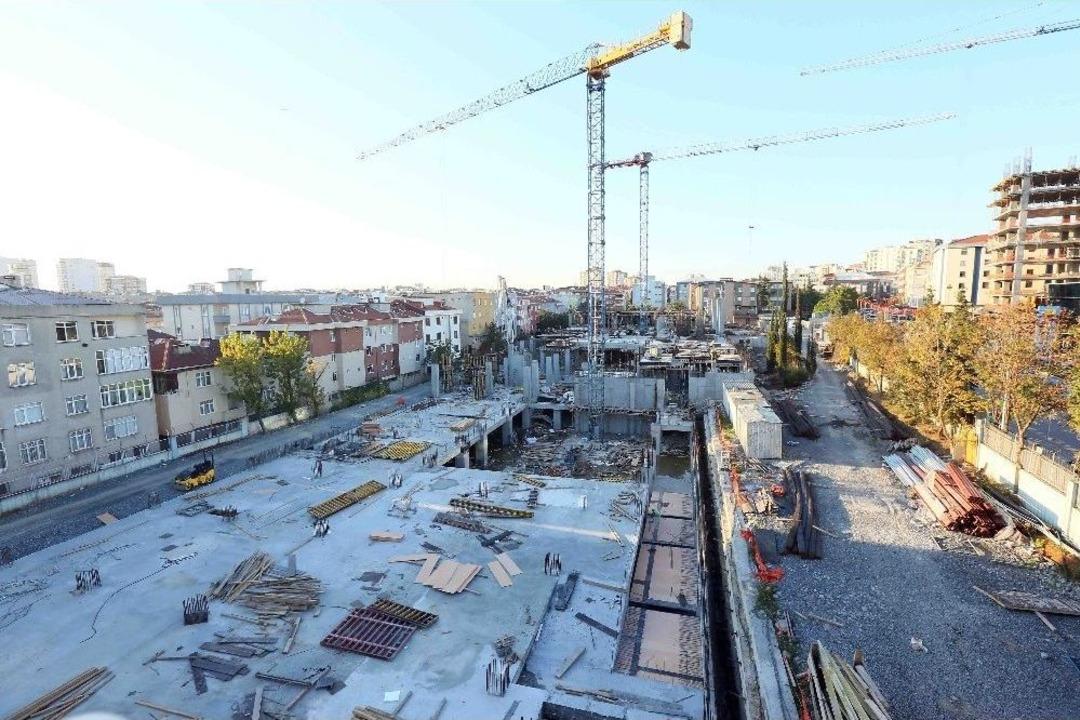 Bağcılar&rsquo;da Yeni Belediye Binası İnşaatı Y&uuml;kseliyor