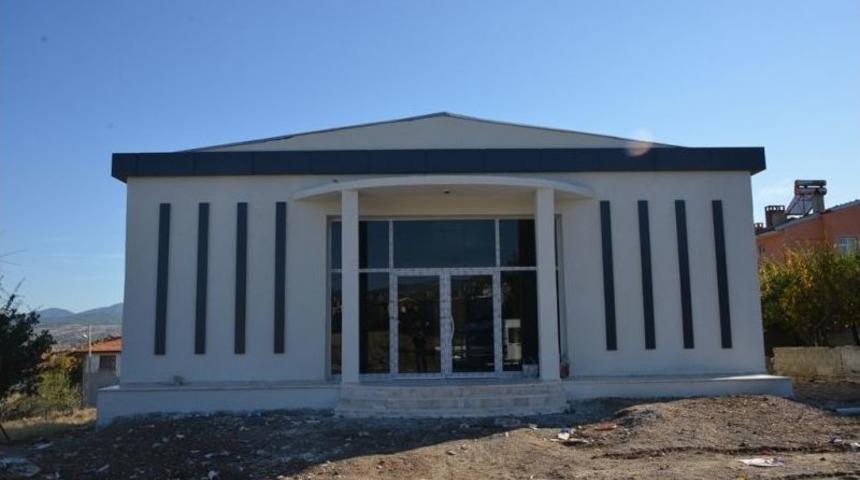 Gediz&rsquo;de K&uuml;lt&uuml;r Ve D&uuml;ğ&uuml;n Salonu Yapımı Tamamlandı