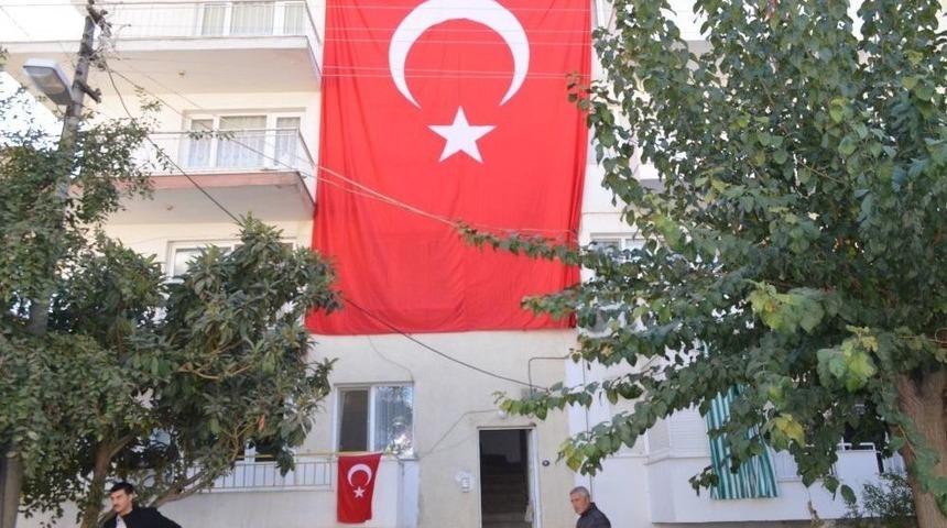 Şehit Ateşi Sel&ccedil;uk&rsquo;a D&uuml;şt&uuml;