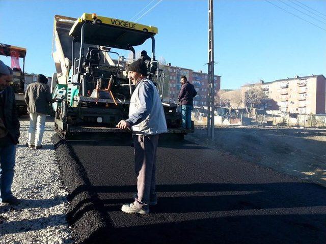 Sarıkamış’ta Sıcak Asfalt Çalışmaları Başladı