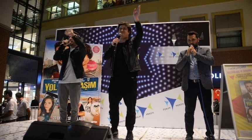&rsquo;yol Arkadaşım&rsquo; Filminin Oyuncuları Forum Mersin&rsquo;de Hayranlarıyla Buluştu