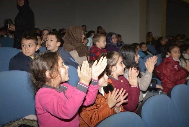 Çevre Bilincine Tiyatro İle Katkı