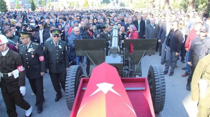 Şemdinli Şehidi Son Yolculuğuna Uğurlandı