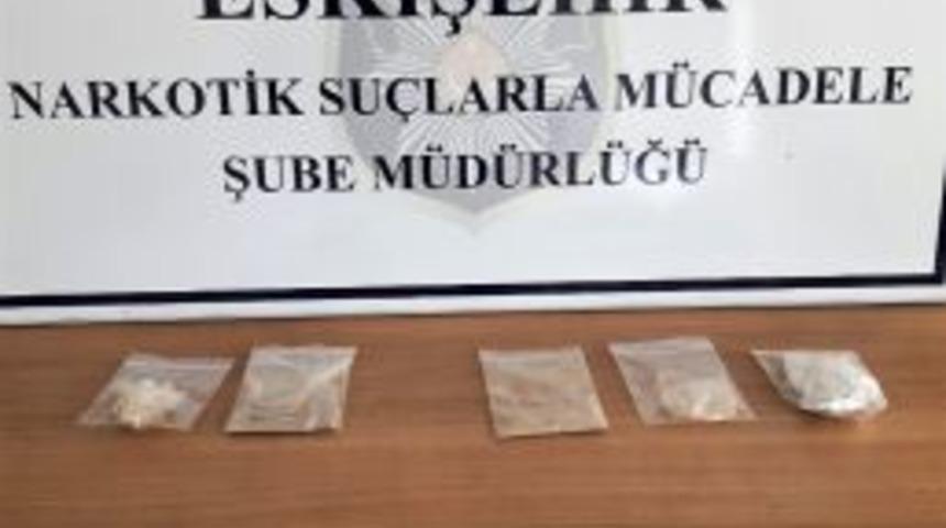Uygulama Noktasında Eroin Ele Ge&ccedil;irildi