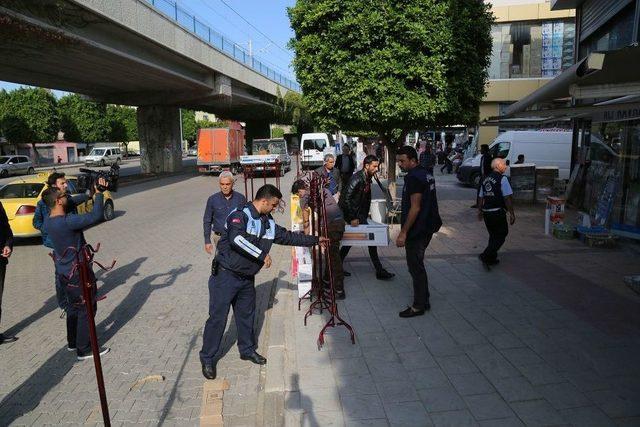 Adana’da Zabıtadan Seyyar Operasyonu