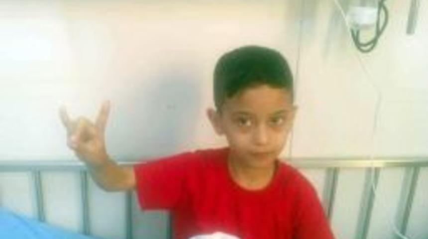 Suriyeli T&uuml;rkmen &Ccedil;ocuk Kansere Yenildi