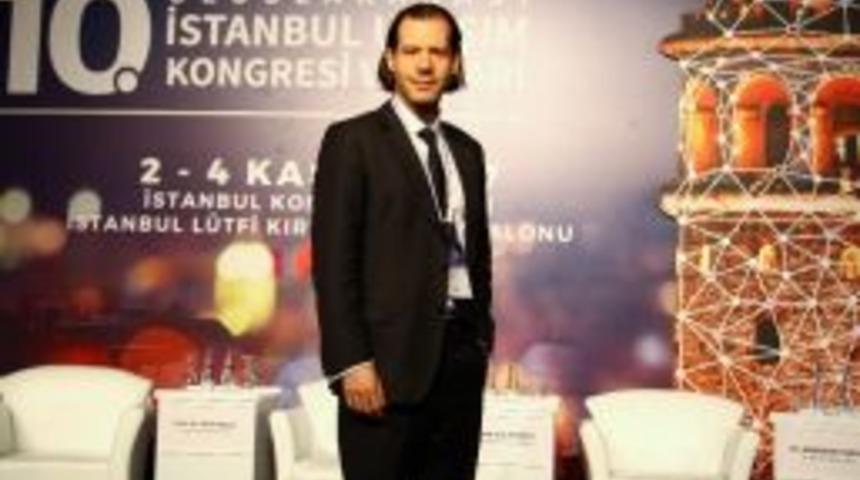 &Ccedil;olakoğlu: &ldquo;trafik Sorununun &Ccedil;&ouml;z&uuml;m&uuml; Paylaşım Ekonomisinde&rdquo;