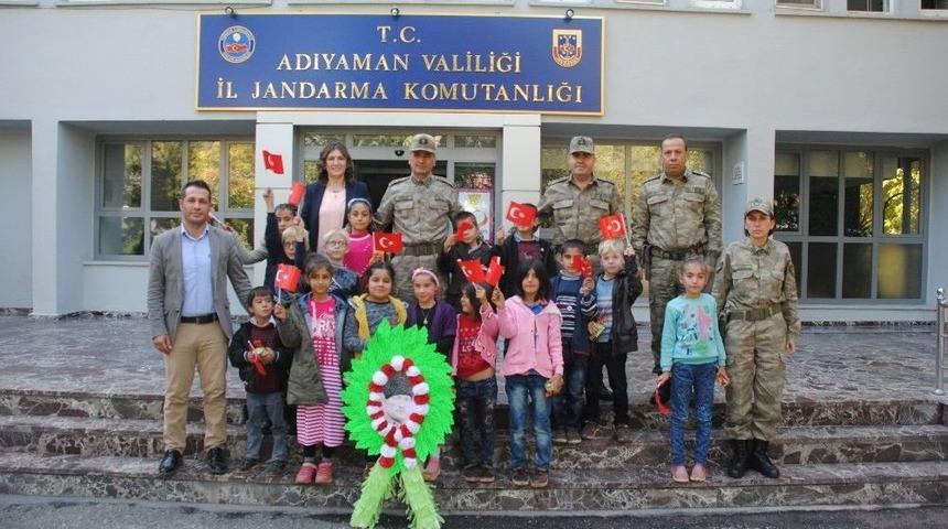 Öğrenciler Jandarma Teşkilatını Tanıdı