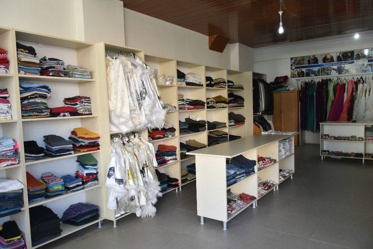 Salihli’de Bu Bankada Para Geçmiyor G4