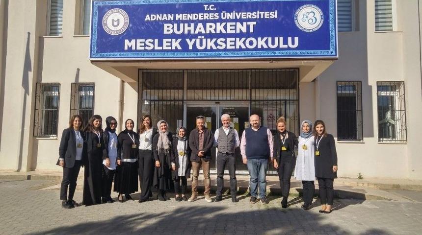 Buharkent Myo&rsquo;da &lsquo;iletişim Ustalığı&rsquo; Zirvesi D&uuml;zenlendi