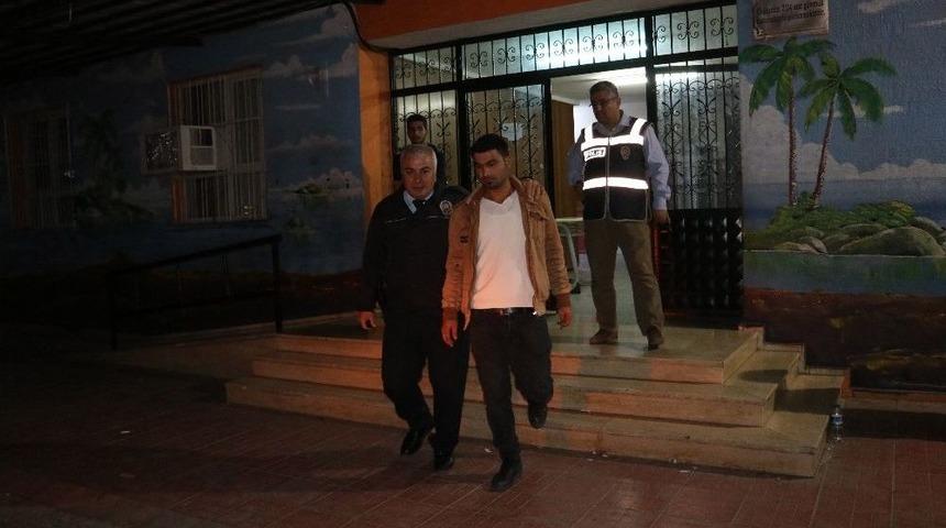 Başkasının Yerine Sınava Girmek İsterken Yakalandı