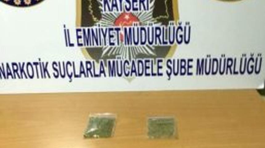 Kayseri&rsquo;de Uyuşturucu Operasyonu: 3 G&ouml;zaltı