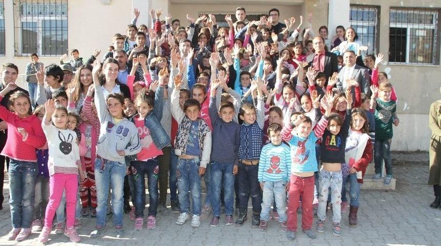 Kaymakam Kırlı Ve Jandarma Komutanı K&ouml;yleri Dolaştı