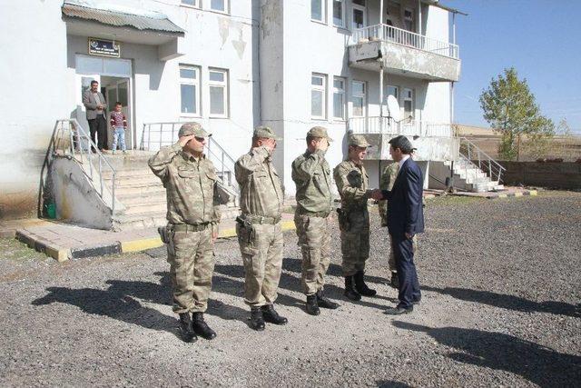 Kaymakam Kırlı Ve Jandarma Komutanı Köyleri Dolaştı