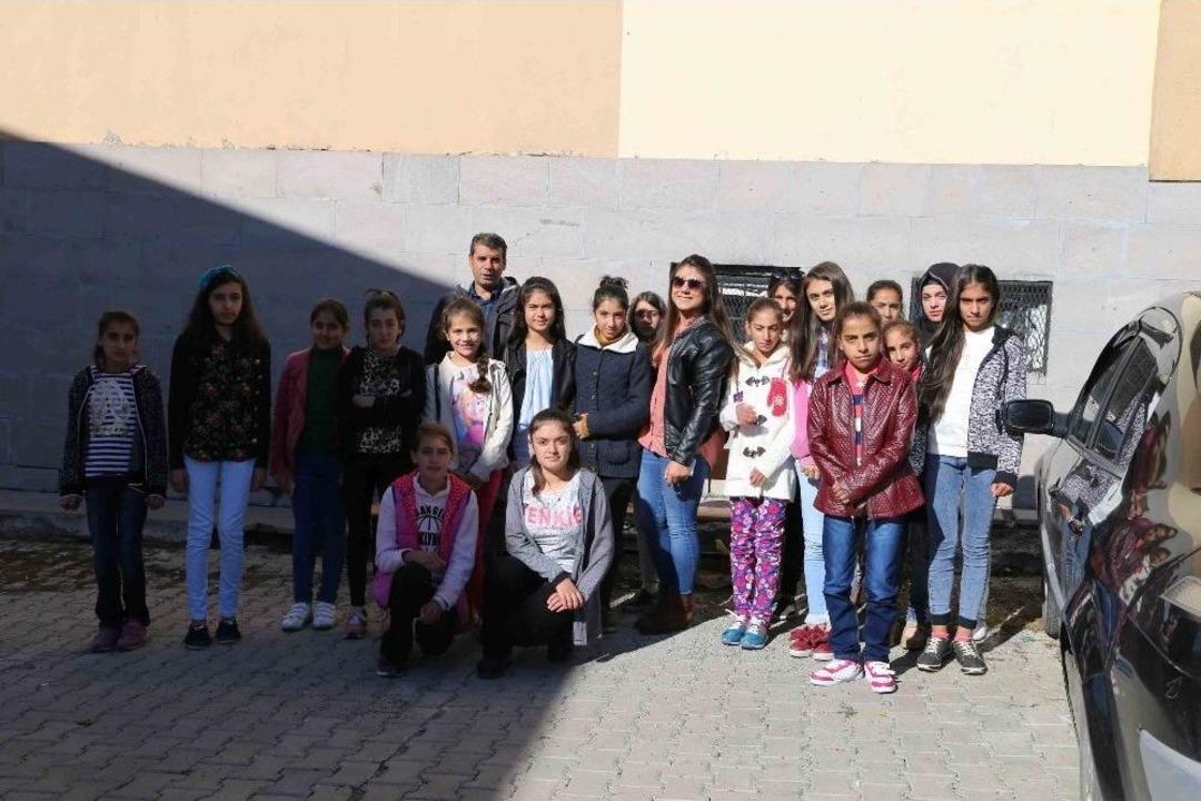 Vartolu &Ouml;ğrenciler Aydın&rsquo;a Gitti