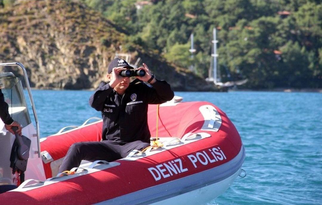 Deniz Polisi, Ter&ouml;ristlere G&ouml;z A&ccedil;tırmıyor