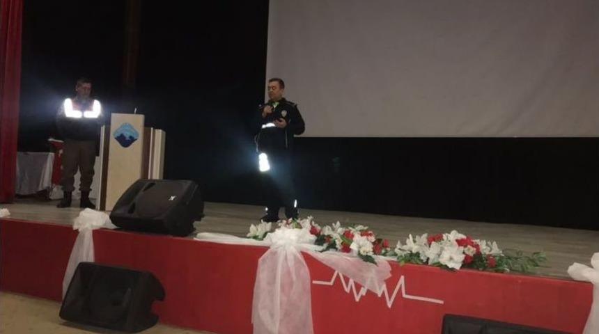 Ağrı’da Okul Servis Şoförleri Eğitimi Verildi