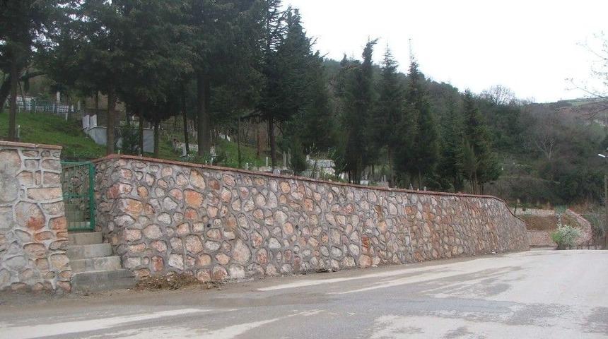 Kocaeli&rsquo;de Mezarlıklar Elden Ge&ccedil;iyor