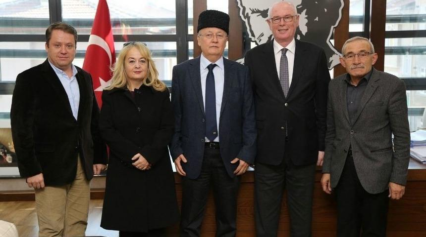 Kırım Tatar Milli Meclisi T&uuml;rkiye Temsilcisi Zafer Karatay&rsquo;dan Başkan Kurt&rsquo;a Ziyaret