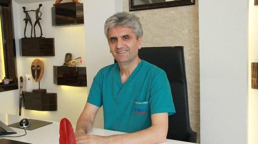 Dr. Akbaş: &ldquo;y&uuml;z Gen&ccedil;leştirme Ameliyatı Bir Yuvanın Kurtulmasında Rol Oynayabiliyor&rdquo;