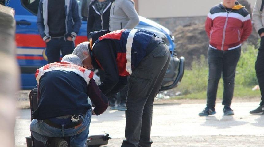 2 Milyon Dolarlık Ziynet Eşyalarını &Ccedil;alıp, Boş Valizleri K&ouml;y Yoluna Attılar