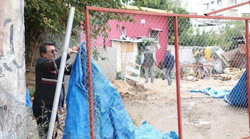 Gizemli Kazı Sona Erdi, Brandalar S&ouml;k&uuml;ld&uuml;