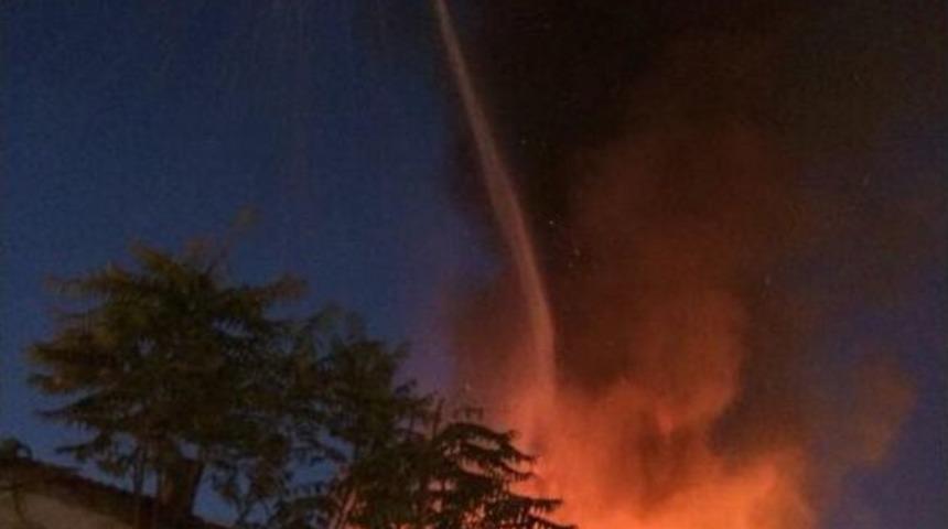 Metruk Bina Yangını Korkuttu