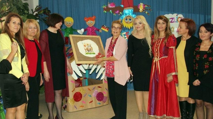 &Ccedil;ankayalı Minikler &Uuml;lkeleri Tanıyor