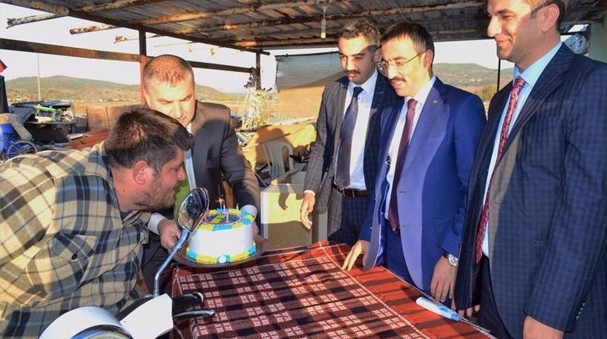 Engelli Vatandaşa Doğum Günü Sürprizi