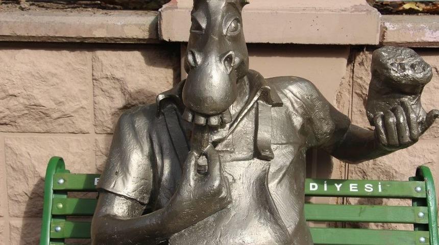 Eskişehir&rsquo;in &rsquo;o&rsquo; Eşeğine Saldırı