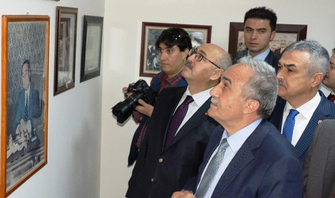 Bakan Fakıbaba, Adnan Menderes&rsquo;in K&ouml;y&uuml;n&uuml; Ziyaret Etti