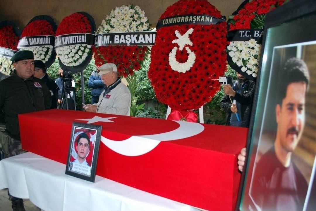 Şehit Babasının En Acı G&ouml;revi