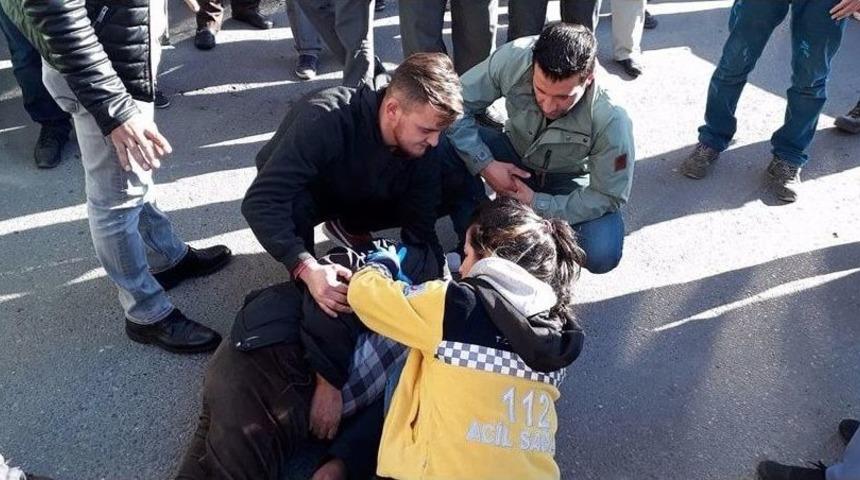 Halk Otob&uuml;s&uuml;n&uuml;n &Ccedil;arptığı Yaya Hayatını Kaybetti