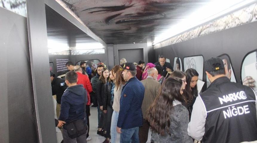 Narkotik Eğitim Tırına Niğde&rsquo;lilerden Yoğun İlgi