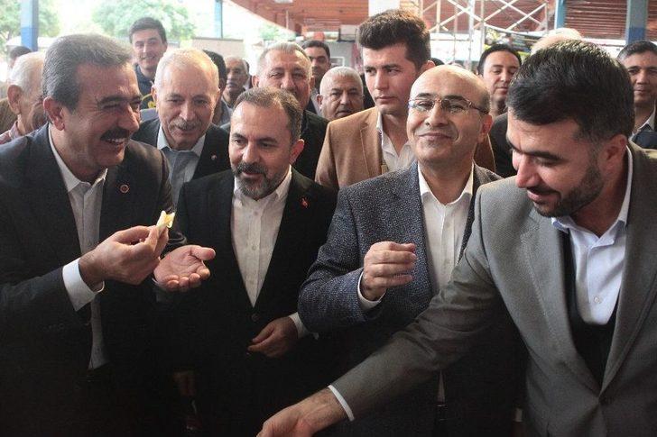 Chp’li Başkan Çetin, Ak Parti Milletvekili Dağlı’yı Balla Besledi G3