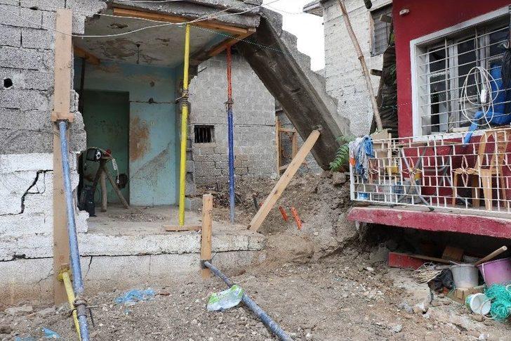 Tarsus’taki Gizemli Kazı Alanından Ve Evden İlk Görüntüler G4