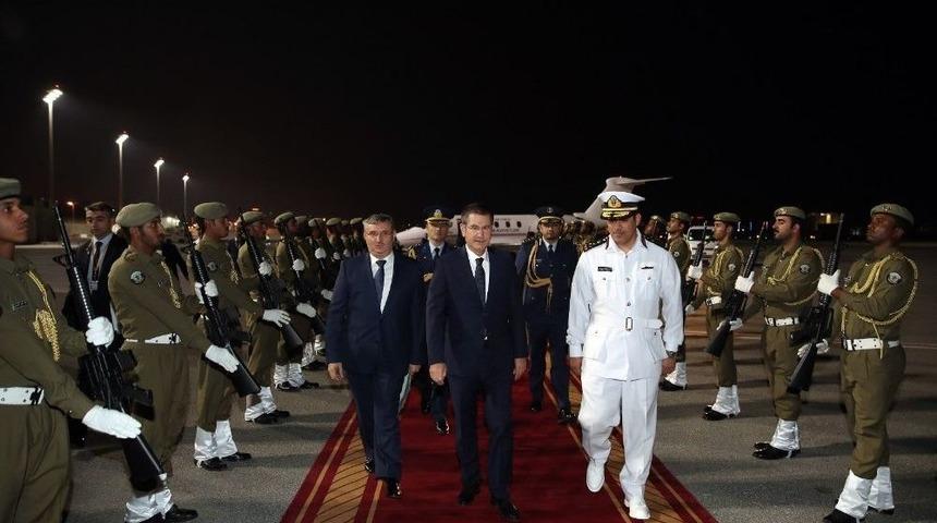 Milli Savunma Bakanı Canikli, Katarlı Mevkidaşıyla G&ouml;r&uuml;şt&uuml;