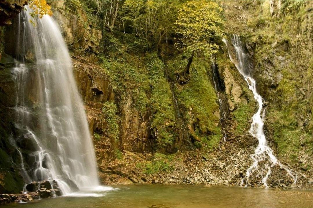 &Ccedil;ağlayandibi Şelalesi Yılın Her Mevsiminde Ziyaret&ccedil;ilerine Eşsiz G&uuml;zellikler Sunuyor
