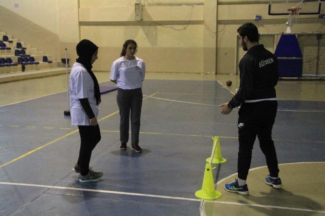 K&uuml;&ccedil;&uuml;k&ccedil;ekmece Belediyesinden Pomem&rsquo;e Hazırlanan Gen&ccedil;lere Eğitim